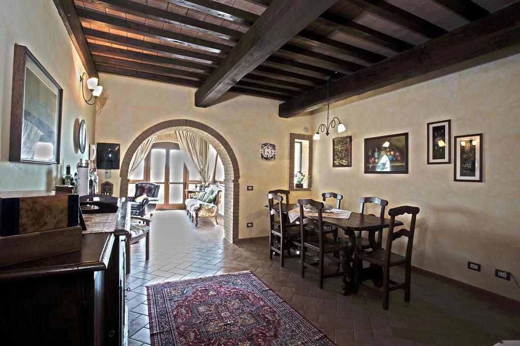 Casa Sandro A Podere Pascianella Βίλα Castelmuzio Δωμάτιο φωτογραφία
