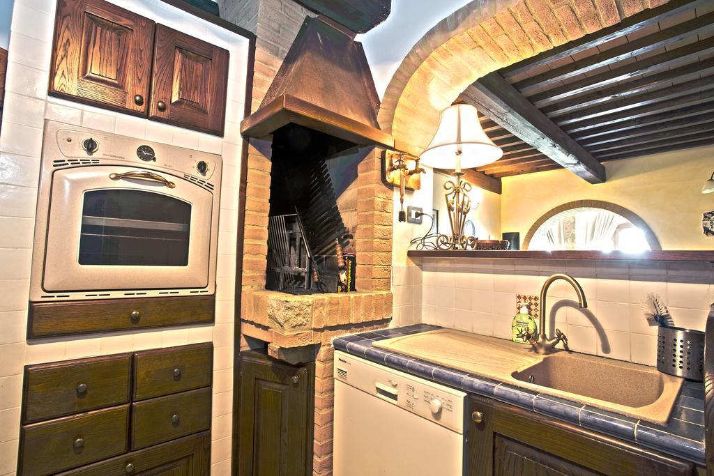 Casa Sandro A Podere Pascianella Βίλα Castelmuzio Δωμάτιο φωτογραφία